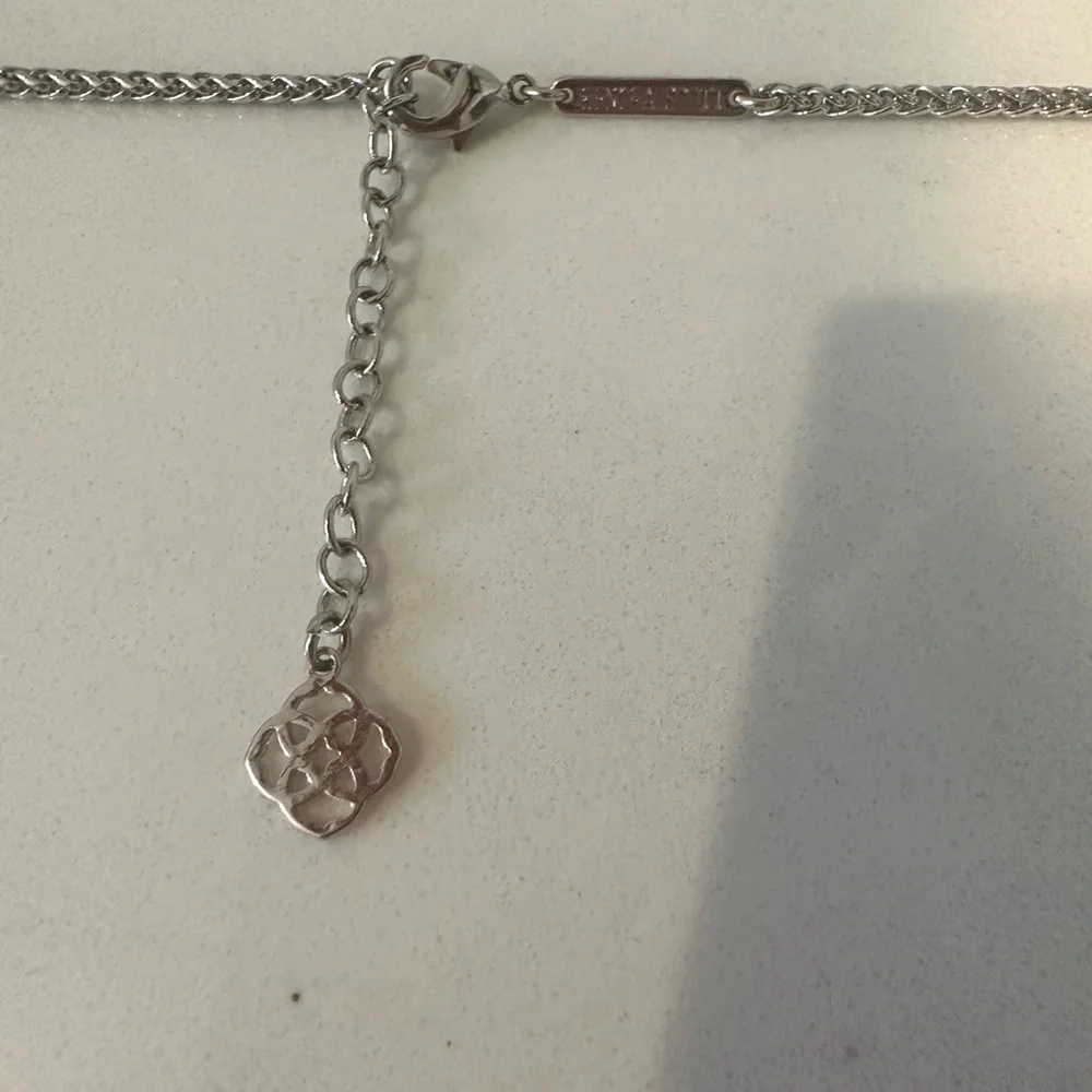 Kendra Scott Everly White Howlite Pendant Silver Tassel Necklace RARE New in Box